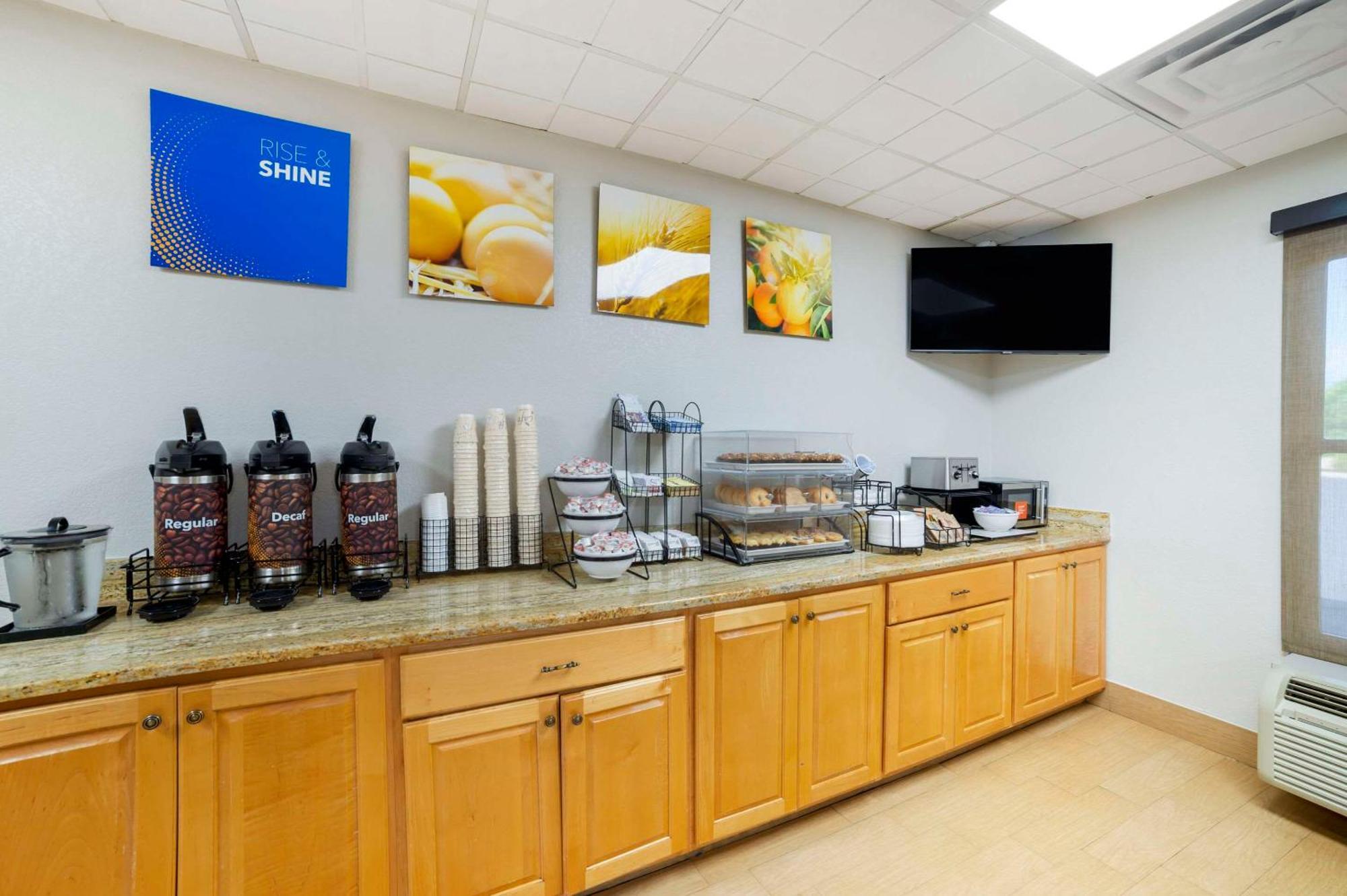 Comfort Inn Asheville Airport Флетчер Екстер'єр фото
